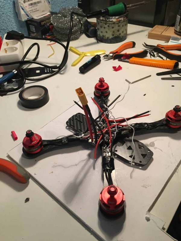 Curso de drones de carreras (material incluido y llévate el dron) - Imagen 6