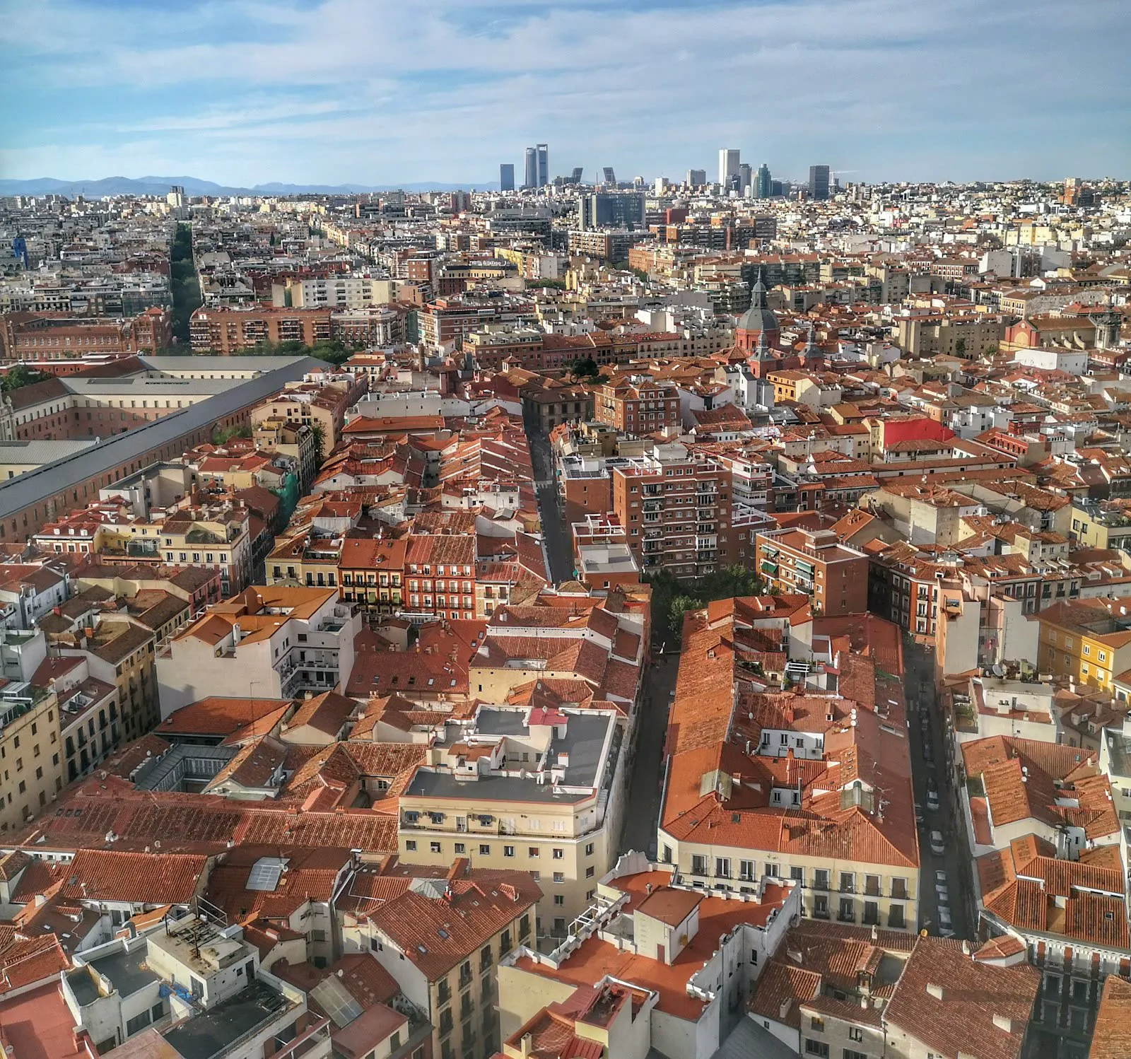 Los tejados del centro de Madrid vistos desde el aire